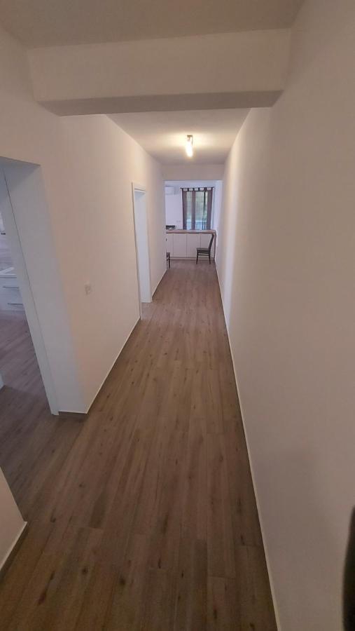 Apartmani Mlinar - Two Bedroom Apartment With Seaview Гребастика Экстерьер фото