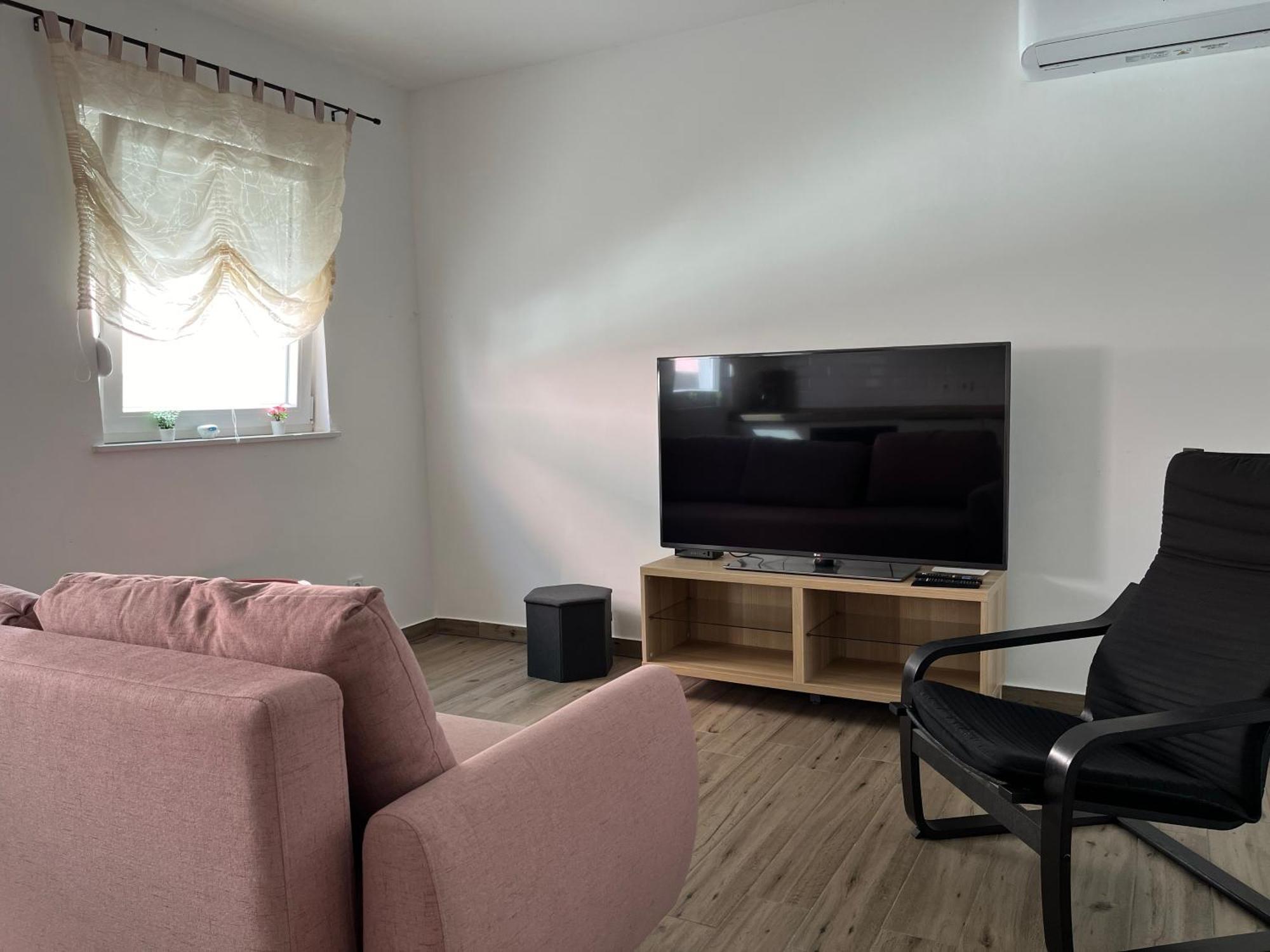 Apartmani Mlinar - Two Bedroom Apartment With Seaview Гребастика Экстерьер фото